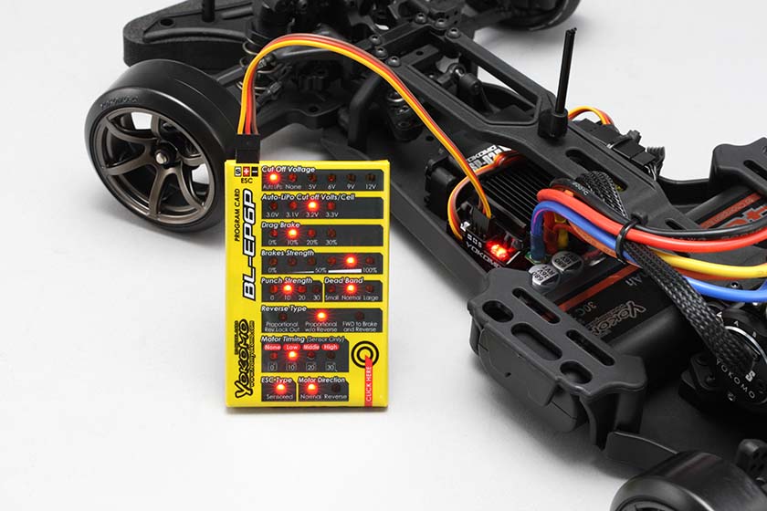 Yokomo – Variateur de vitesse (ESC) brushless 60A avec carte de programmation