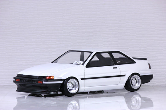 Carrosserie de Toyota Corolla AE86 Sprinter Trueno Coupé – (Transparente)